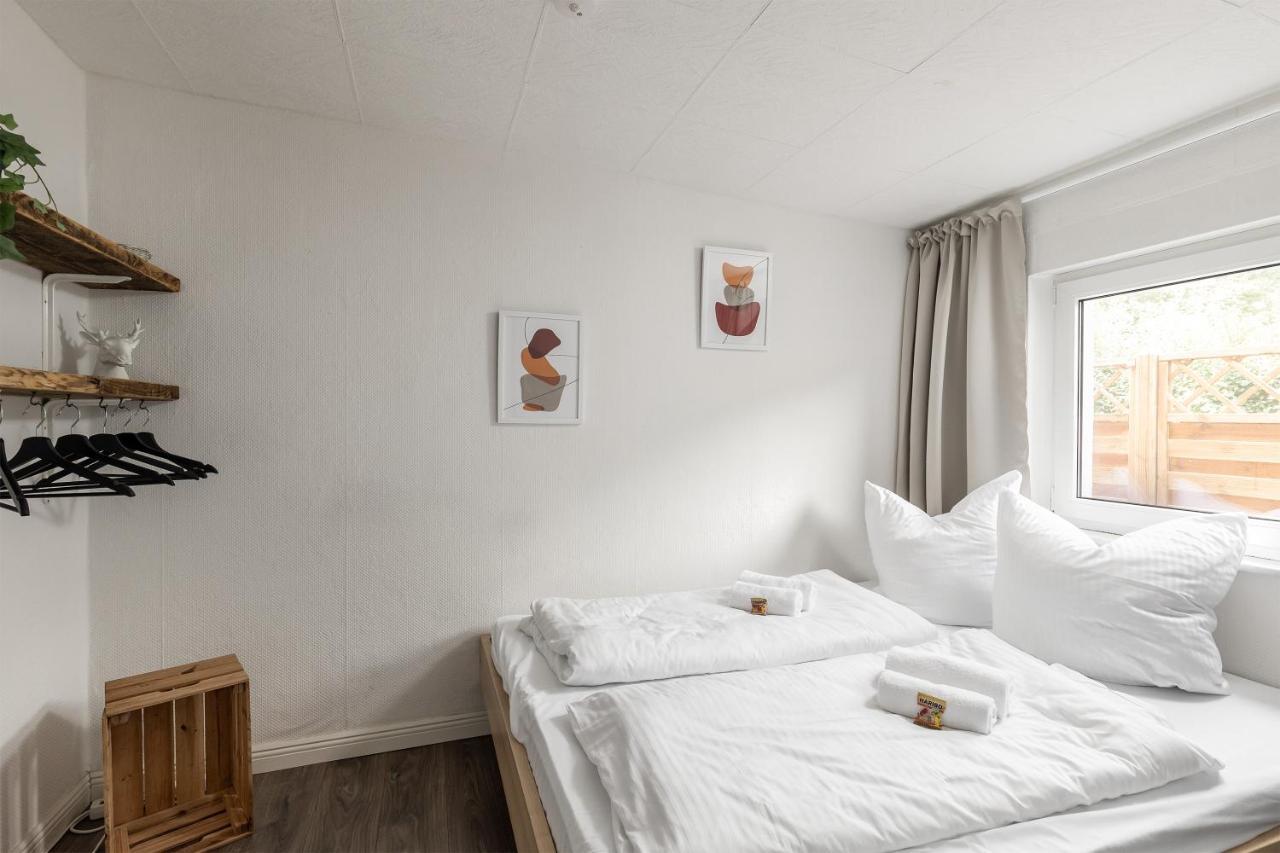 Gemutliches Tinyhouse Bungalow Mit Kamin & Sauna Am See Joachimsthal Buitenkant foto