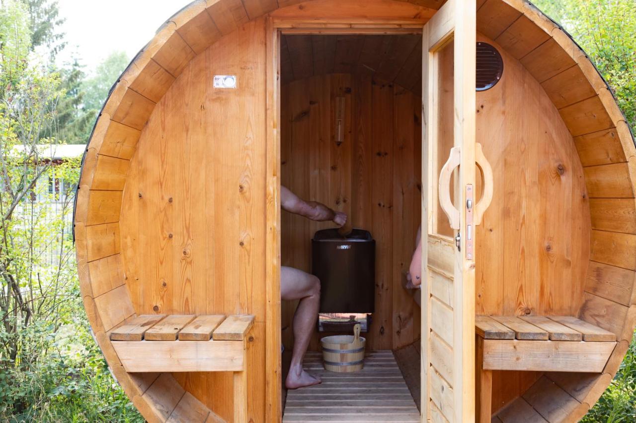 Gemutliches Tinyhouse Bungalow Mit Kamin & Sauna Am See Joachimsthal Buitenkant foto