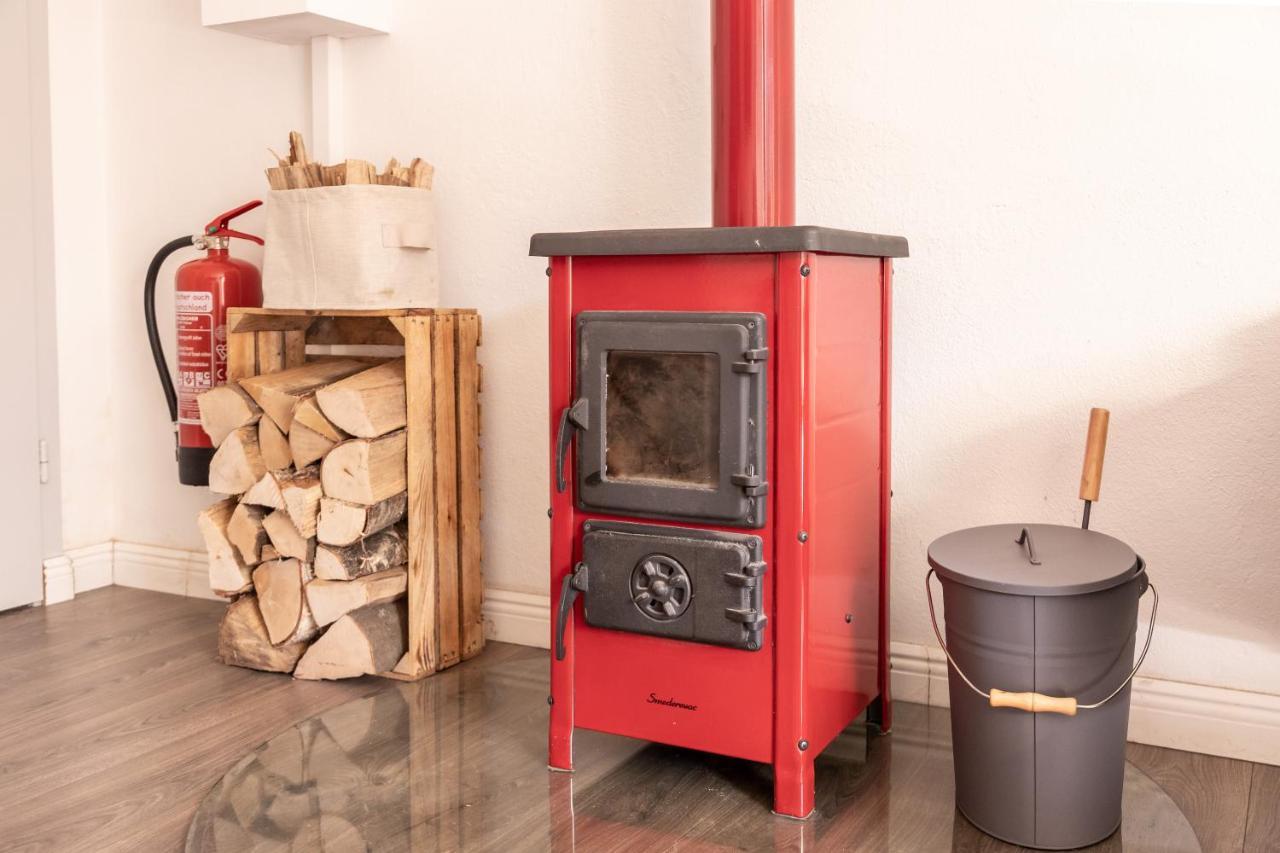 Gemutliches Tinyhouse Bungalow Mit Kamin & Sauna Am See Joachimsthal Buitenkant foto